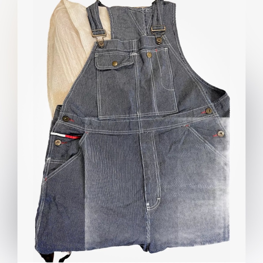L/XL Tommy Hilfiger overalls vintage. Pristine condition.